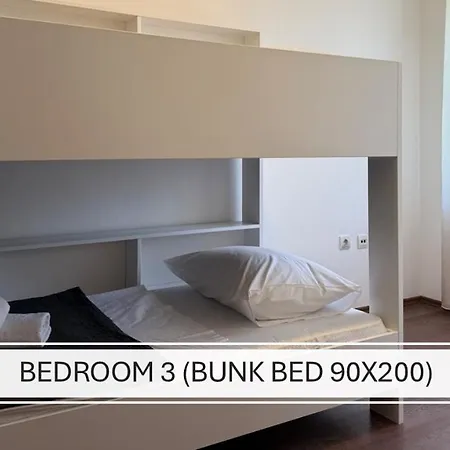 Petrus Superior - Spacious Three-room - Prestigious Location Near Diocletian's Palace And Bacvice - The Restaurants Within Walking Distance - Free Parking Provided Apartment Split