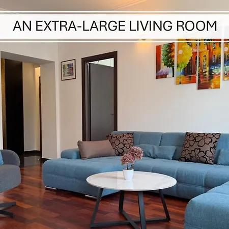 Apartment Petrus Superior - Spacious Three-room - Prestigious Location Near Diocletian's Palace And Bacvice - The Restaurants Within Walking Distance - Free Parking Provided Split